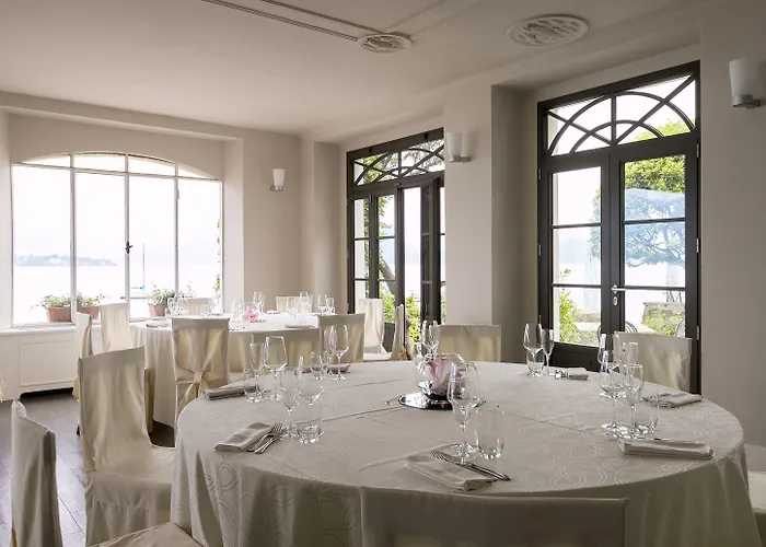 Belvedere Szálloda Stresa