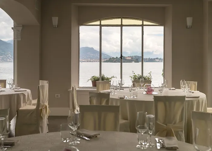 فندق Belvedere ستريزا