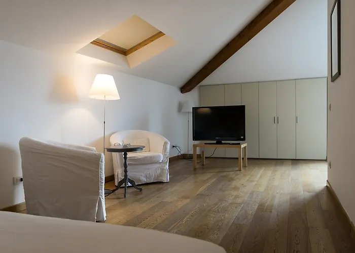 Belvedere فندق ستريزا