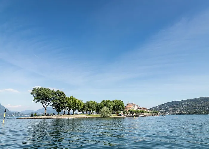 Belvedere Szálloda Stresa